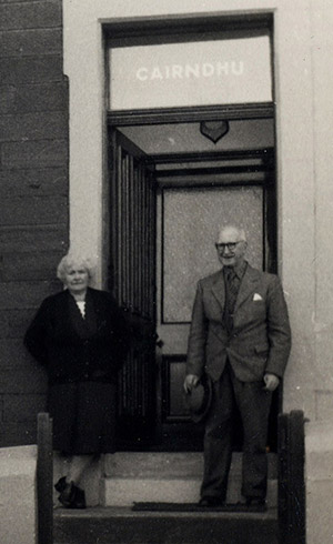 James and Jemima Ewing at Cairndhu in Tayport, late 1950s